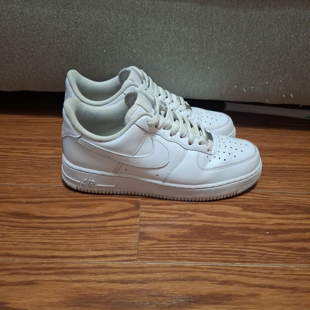 Nike Air Force 1 White Sneakers